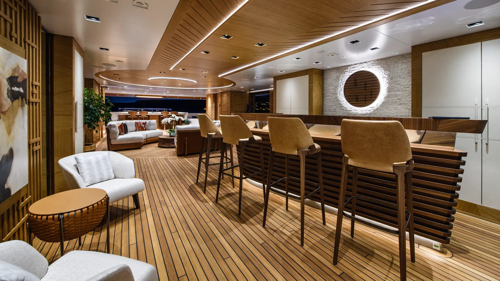 M/Y LIFE SAGA