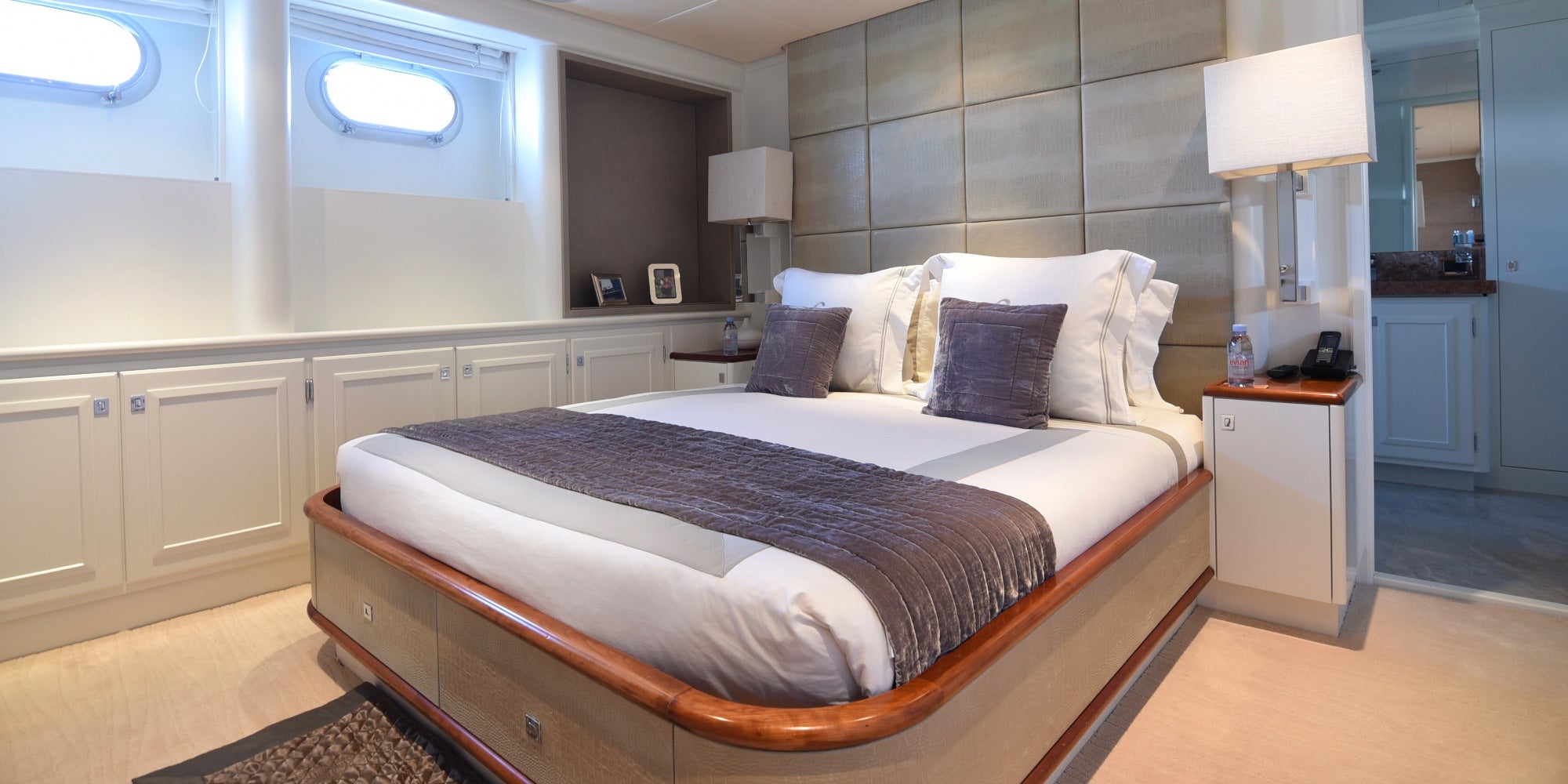 M/Y LIFE SAGA