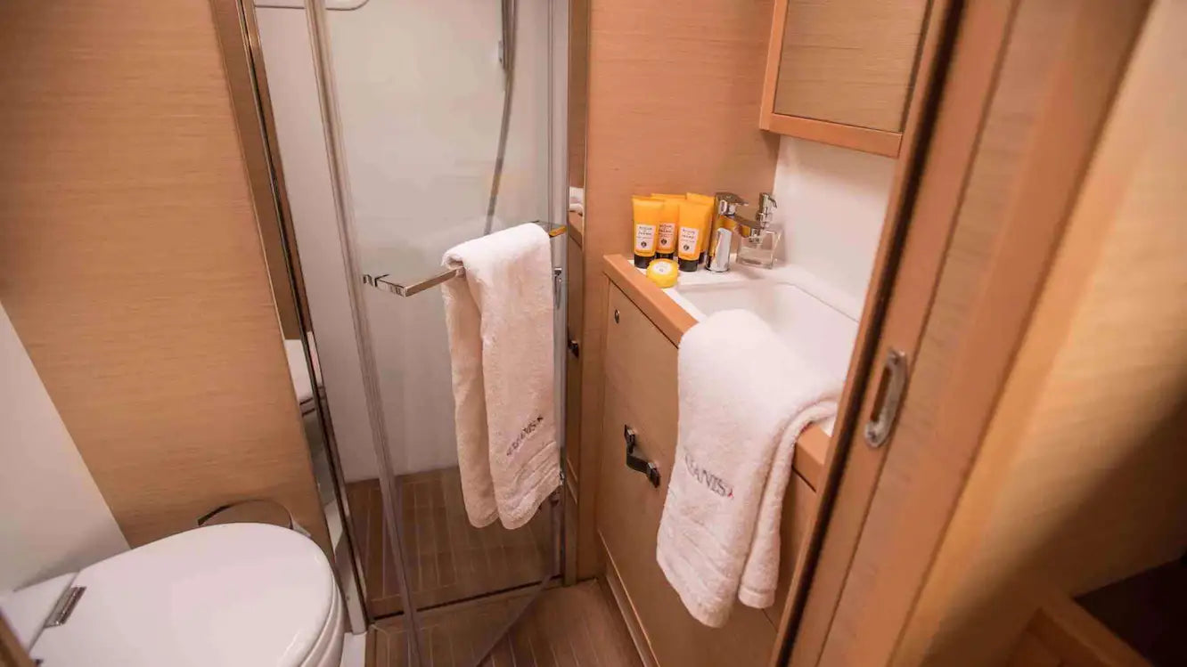 weekend yacht charter Italy