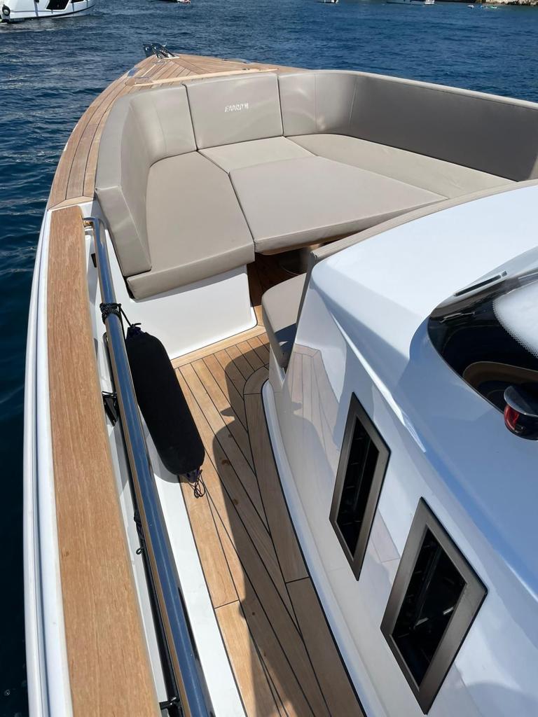 fully crewed yacht charters Monaco