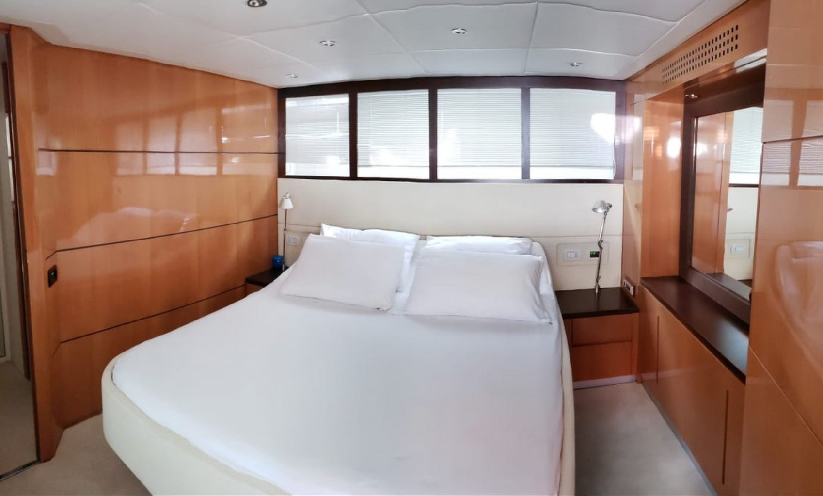 Private Yacht Rental St Tropez