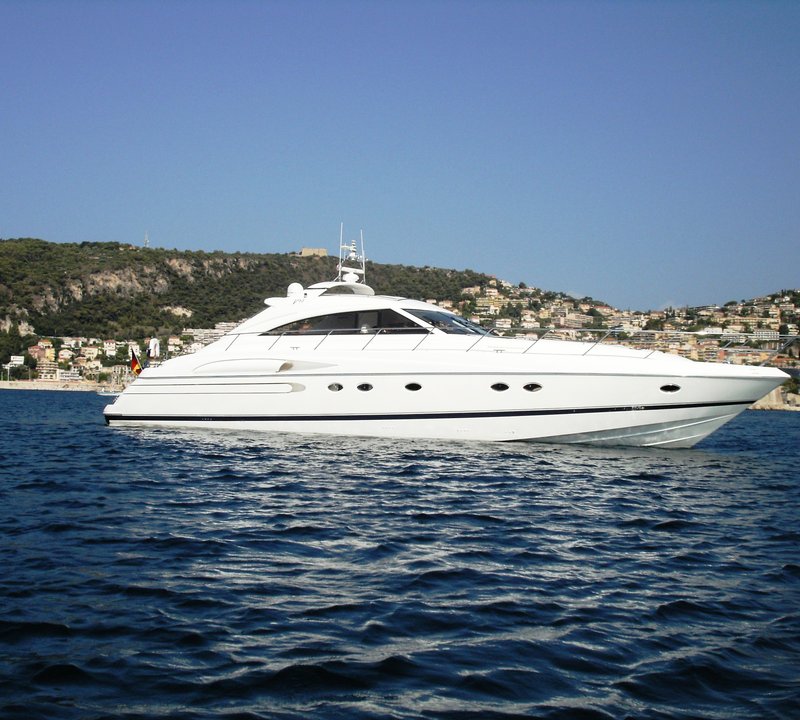 Mega yacht Charter Cannes