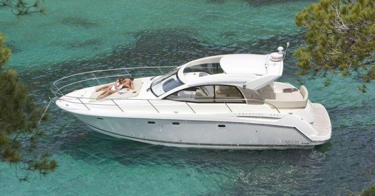 Motor Yacht Rental Cannes France