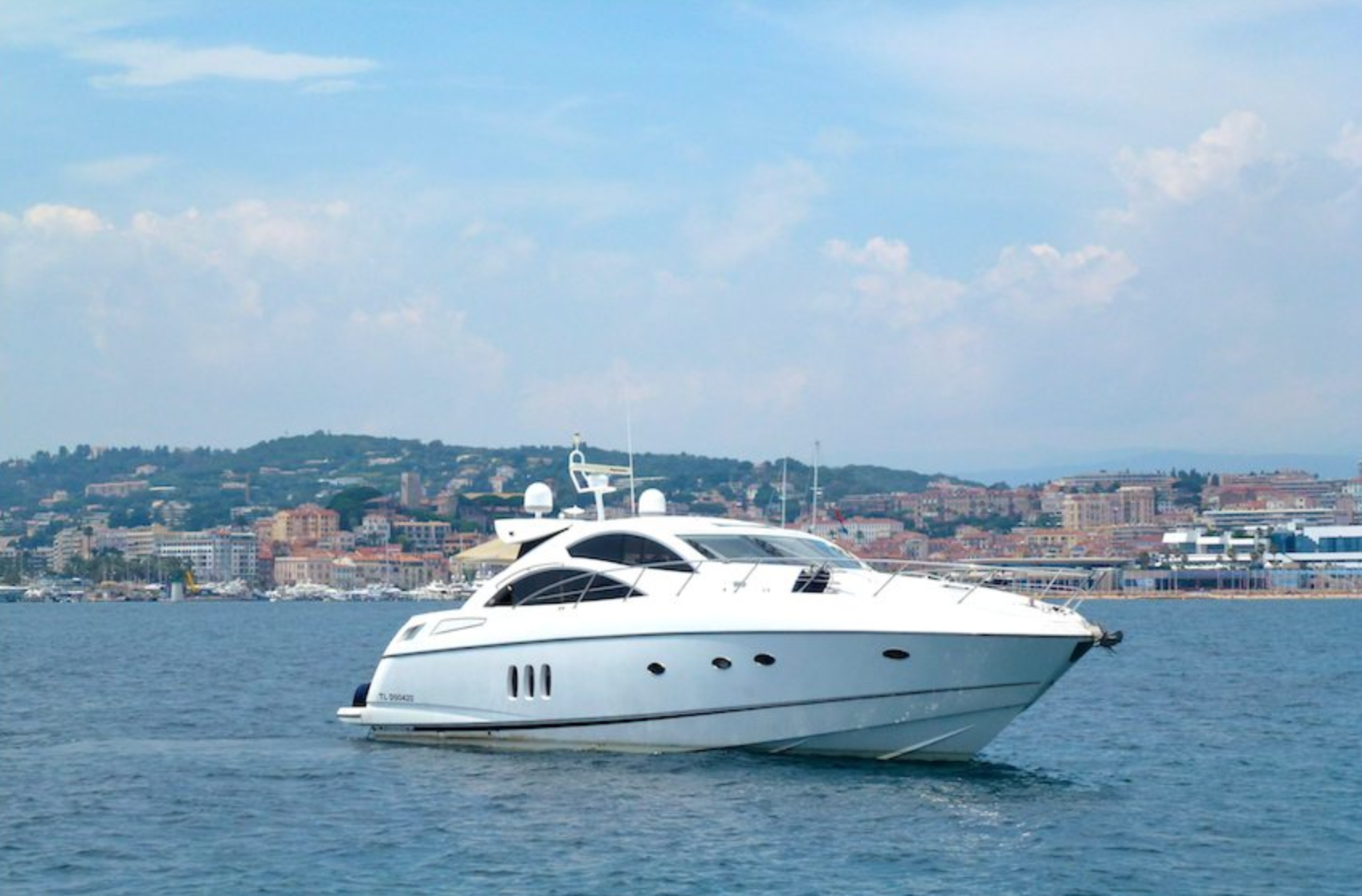 yacht club charters Cannes