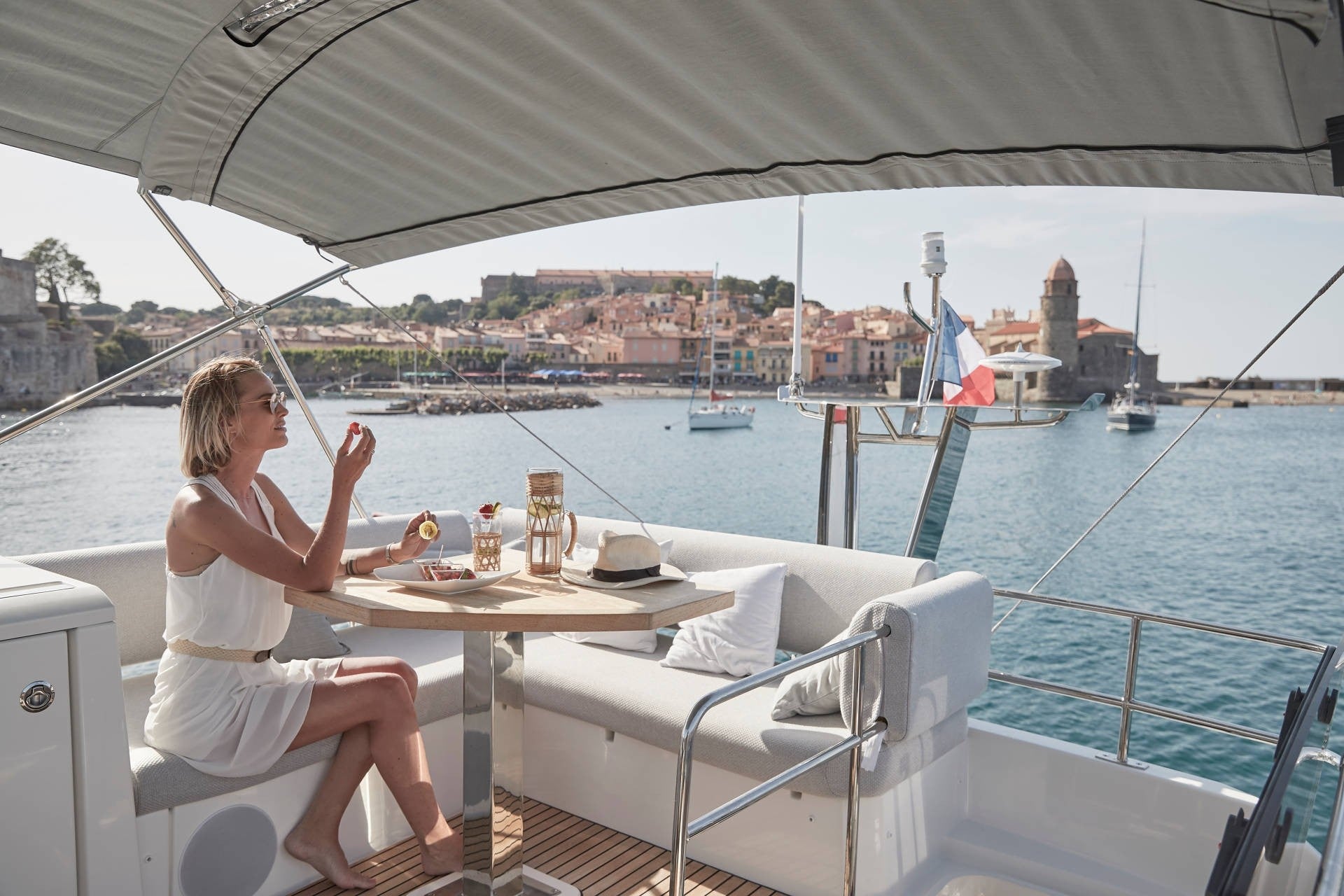 Crewed motor yacht Antibes France