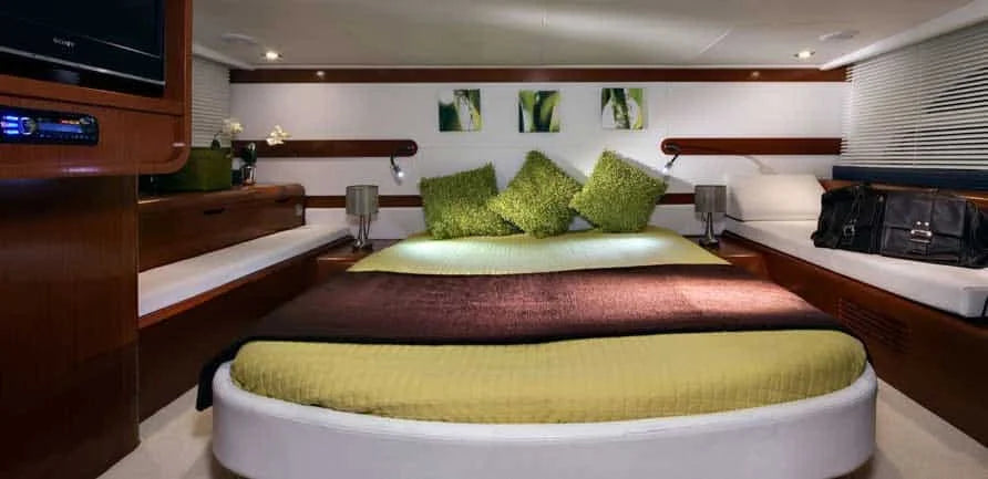 Term yacht Charter Antibes France