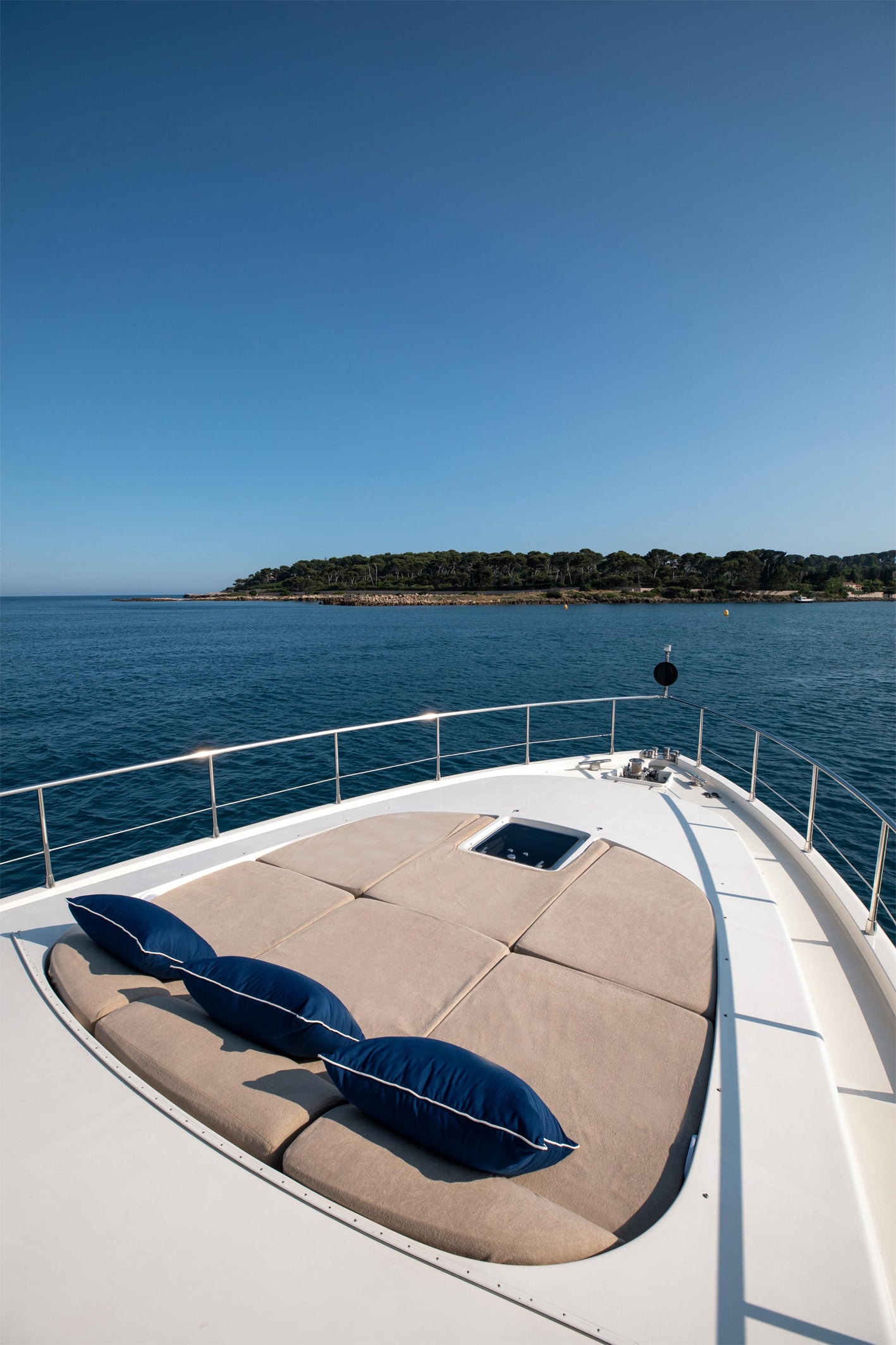 fully crewed sailing yachts Antibes France