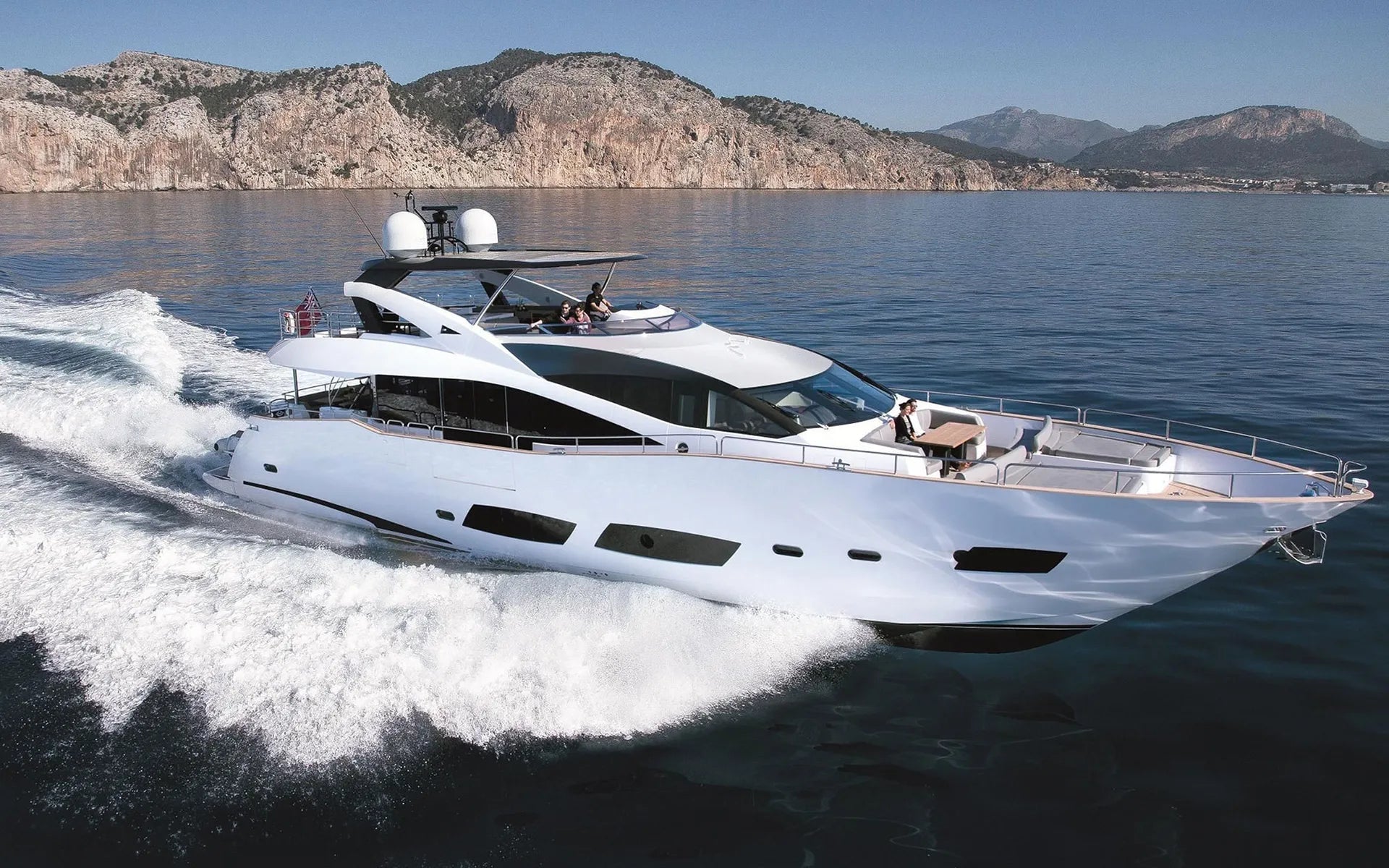 Mega yacht Charter Cannes