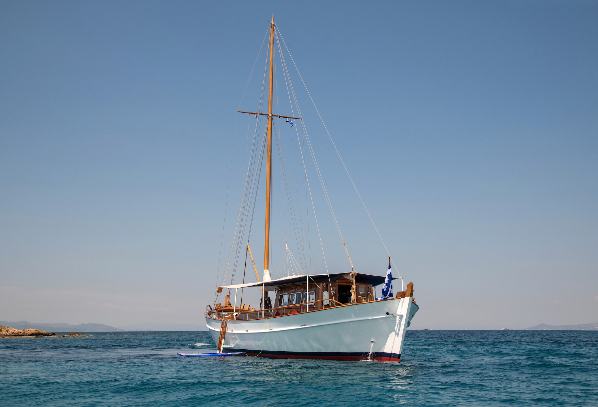 luxury yacht charter Greece