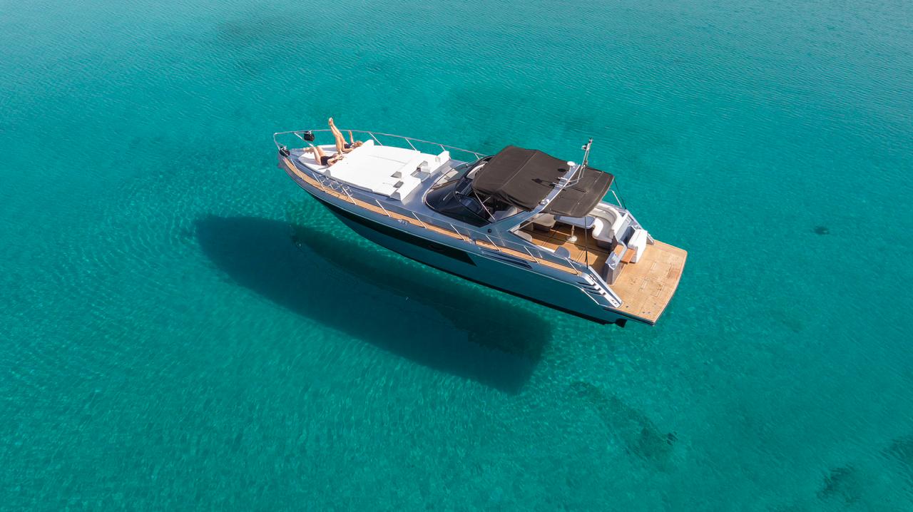 skippered yacht charter Greece