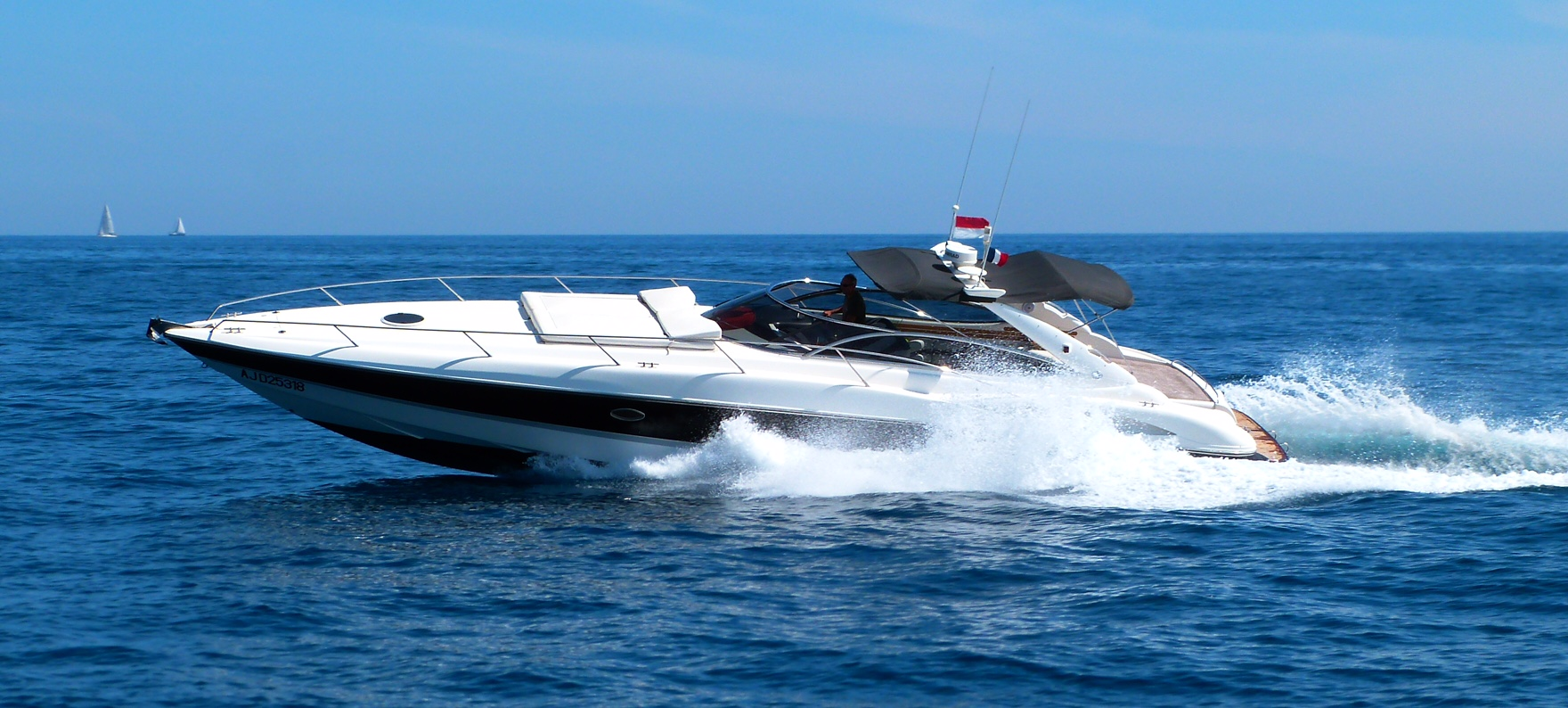 yacht club charters Cannes