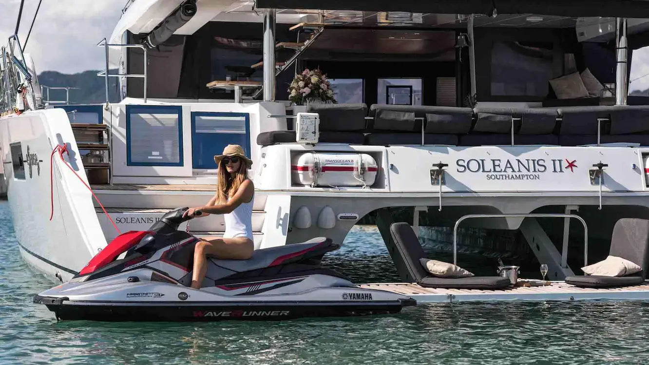 Italy party yacht Charter