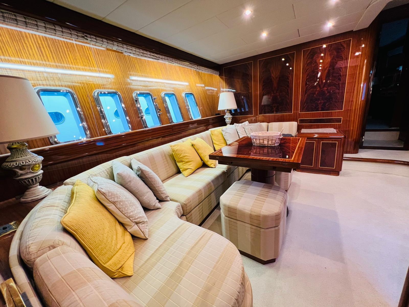 weekend yacht charter St Tropez France