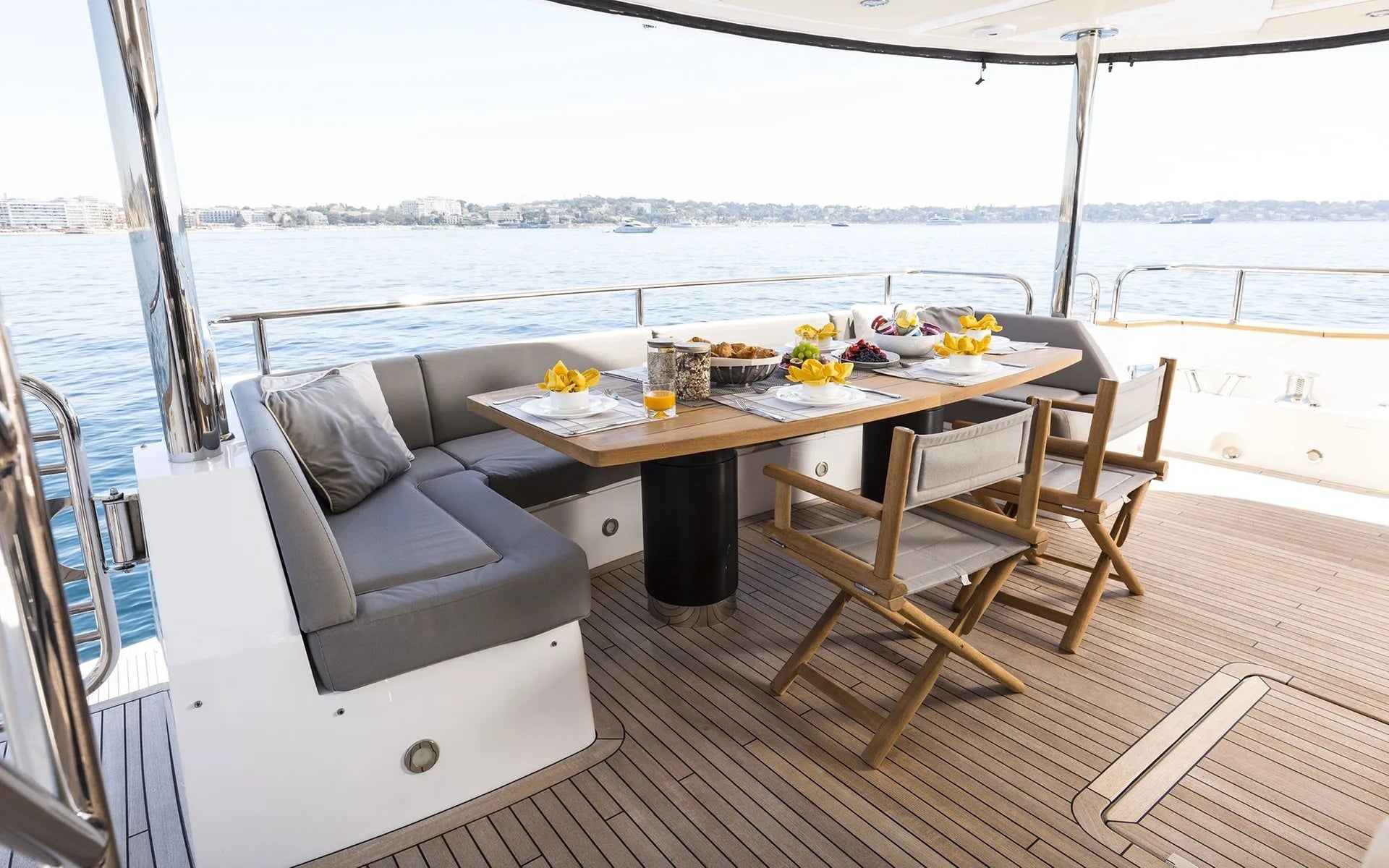 party yacht Charter Cannes