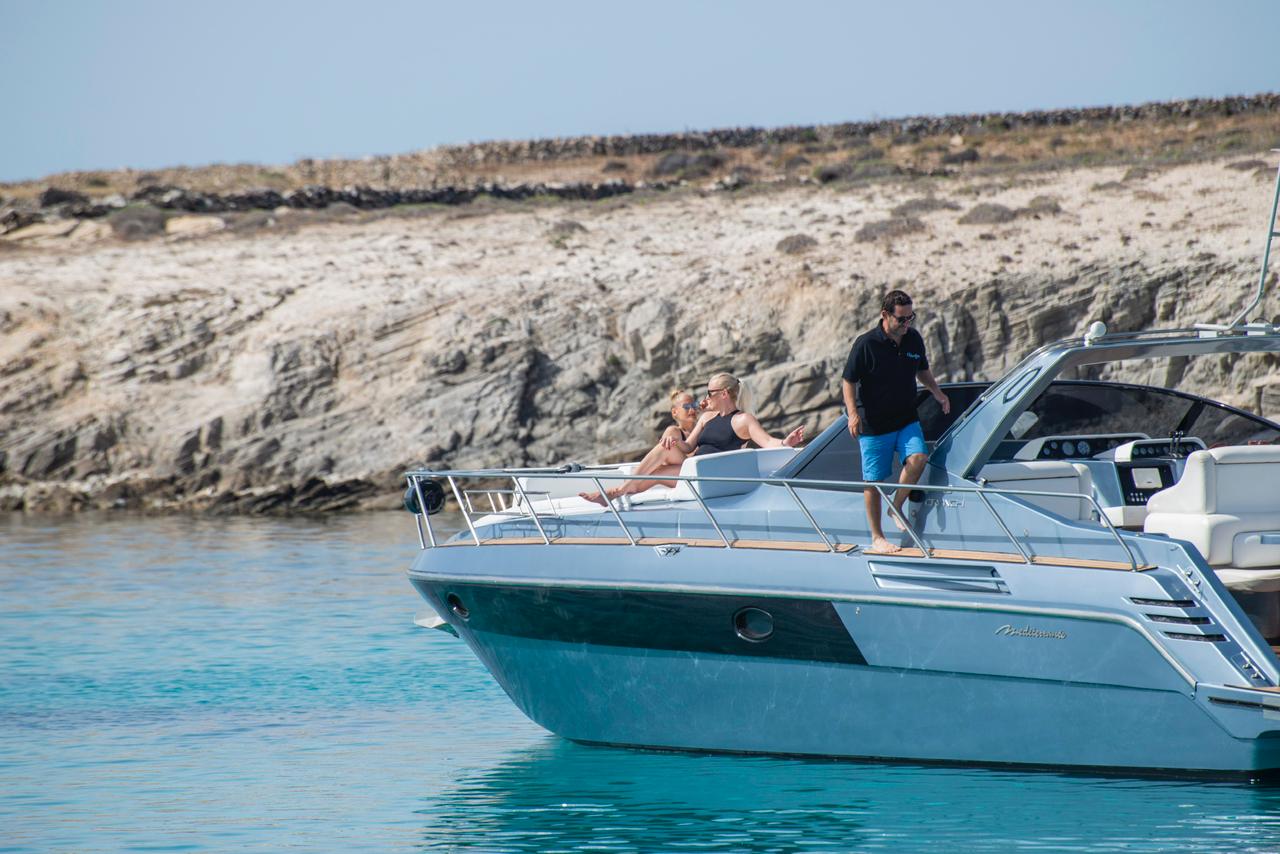 crewed motor yacht charter Greece