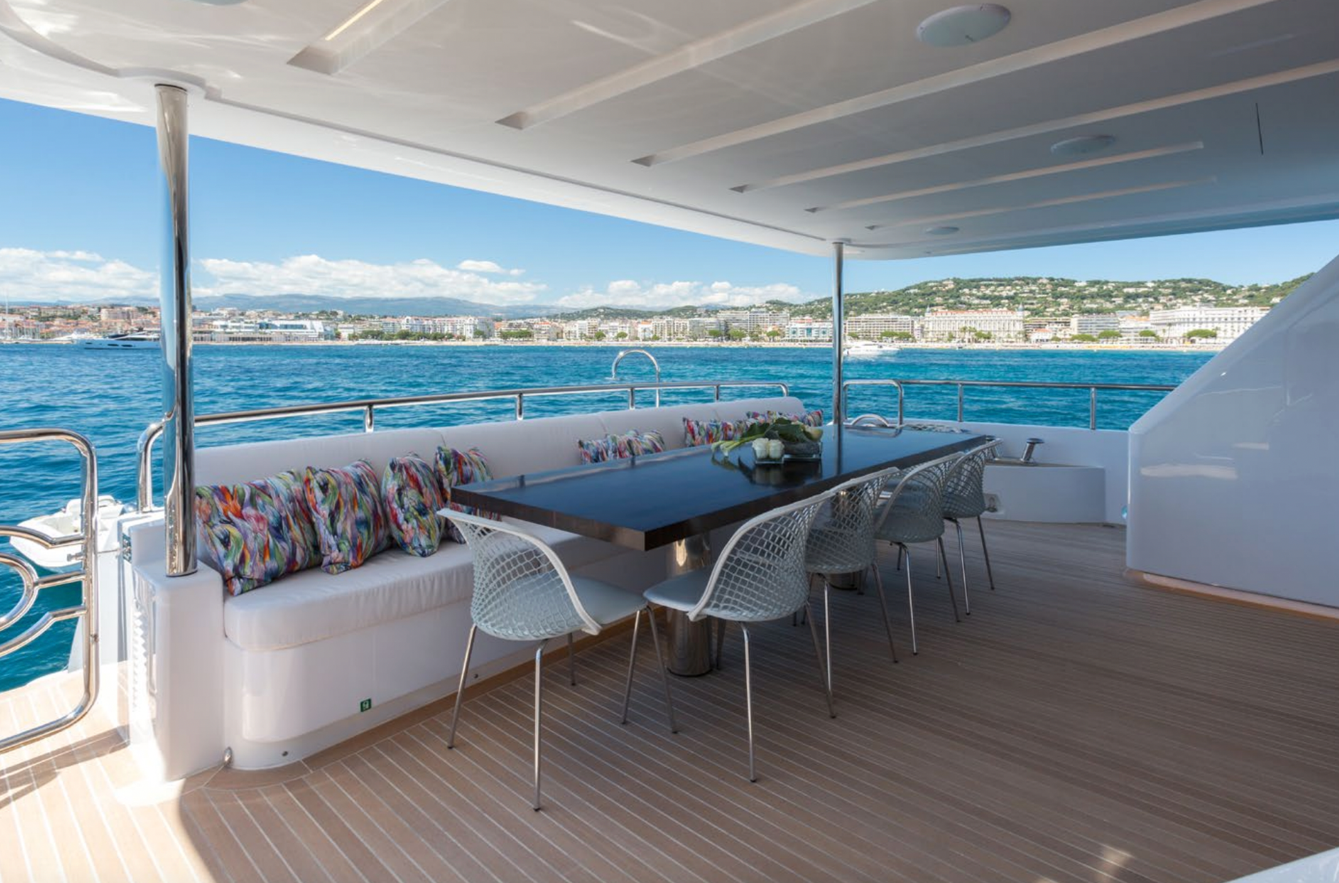 GALA Term yacht Charter Cannes