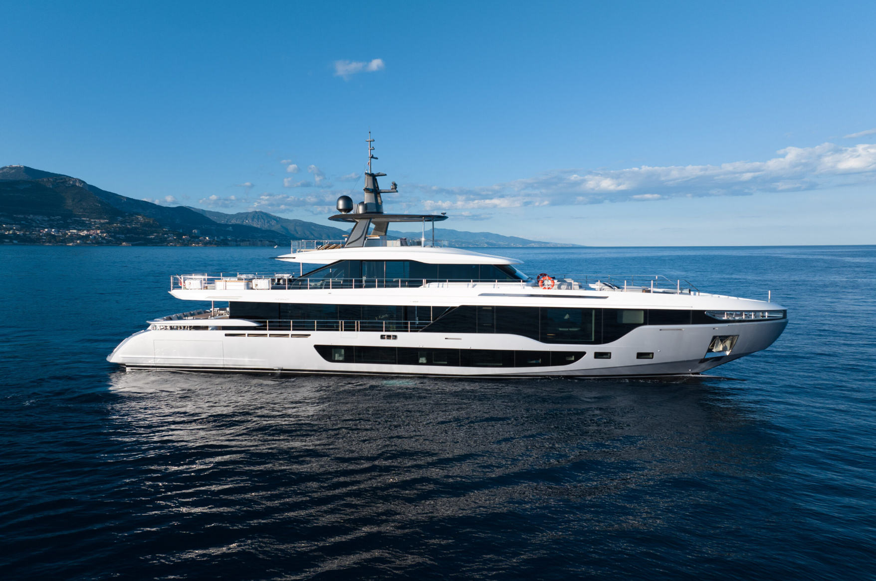 M/Y Ocean One Weekly yacht Charter Cannes