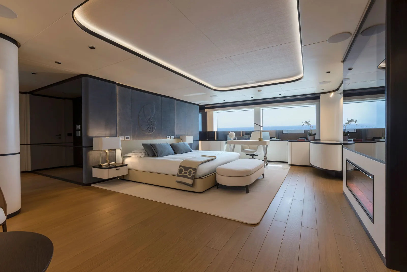 M/Y MAVERICK Yacht Charter Holiday Cannes
