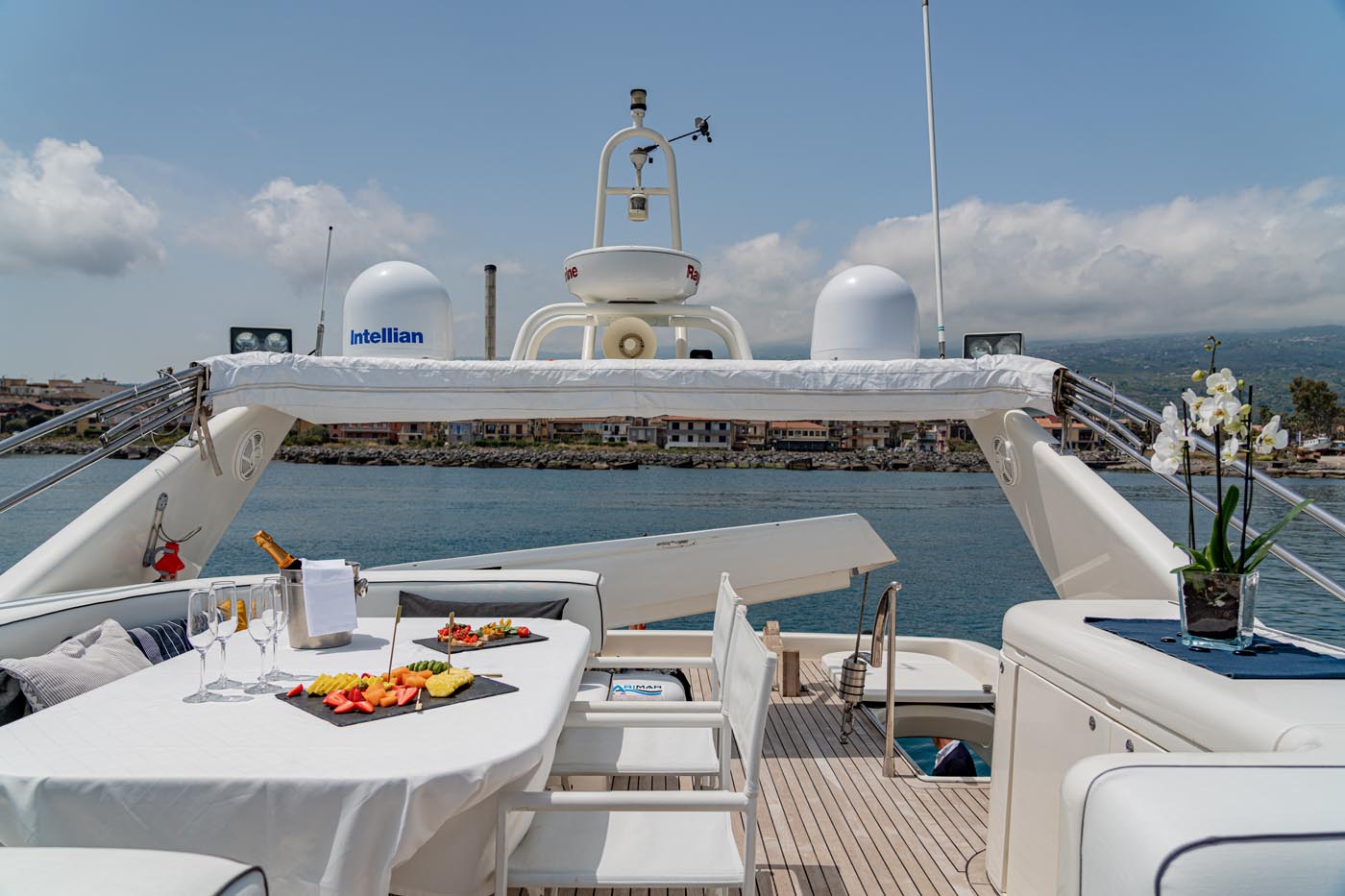 Weekly yacht Charter Naples, Italy