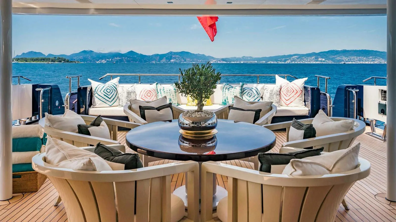 Luxurious yacht charter Monaco