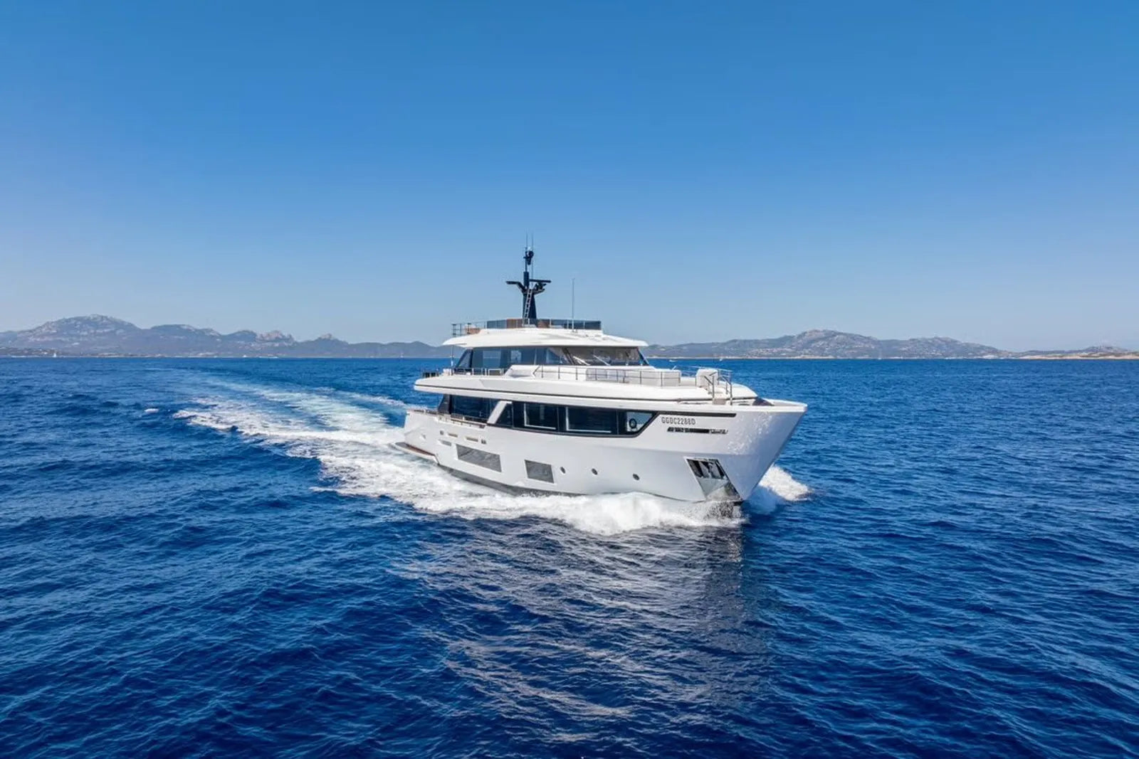 M/Y TWINS Yacht club charters Naples Italy