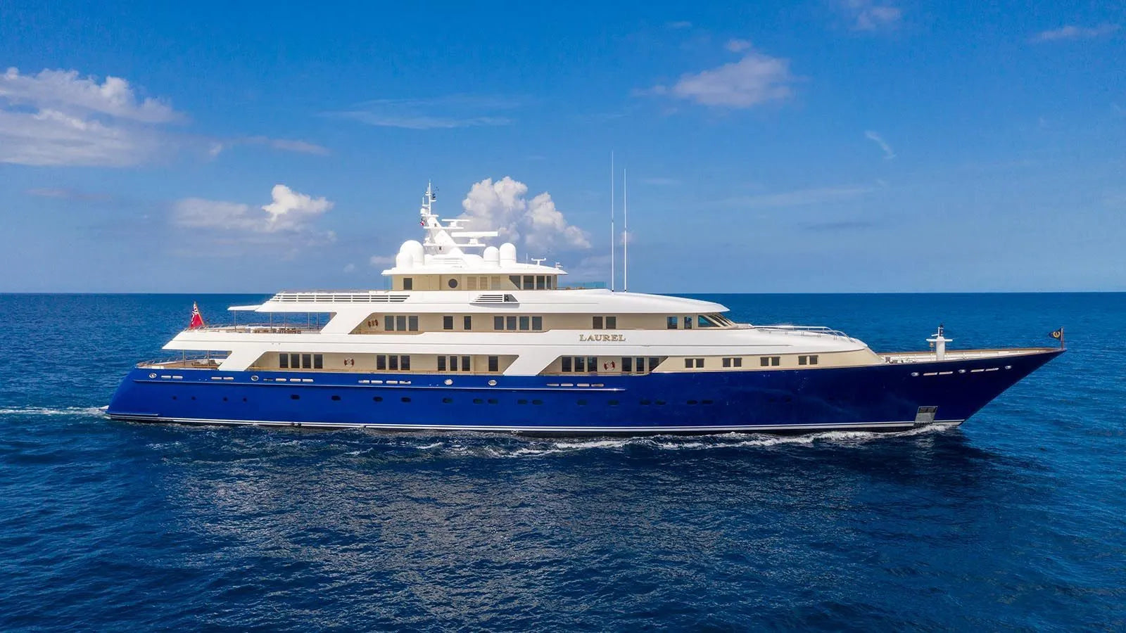 Mega yacht Charter Cannes 