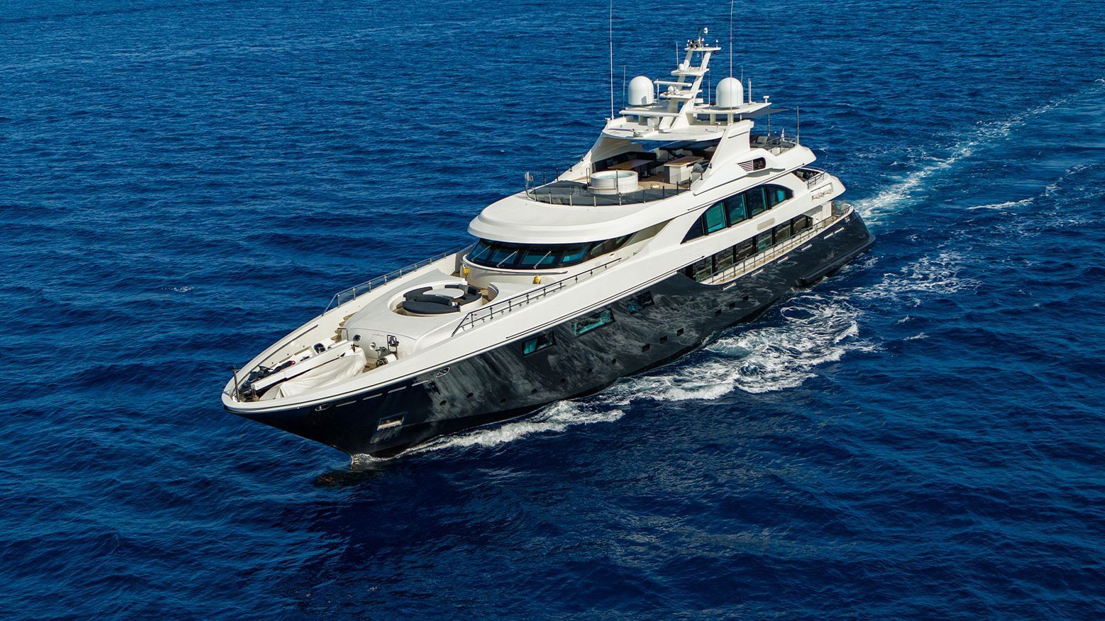 M/Y ZIA vacation yacht charter Cannes France