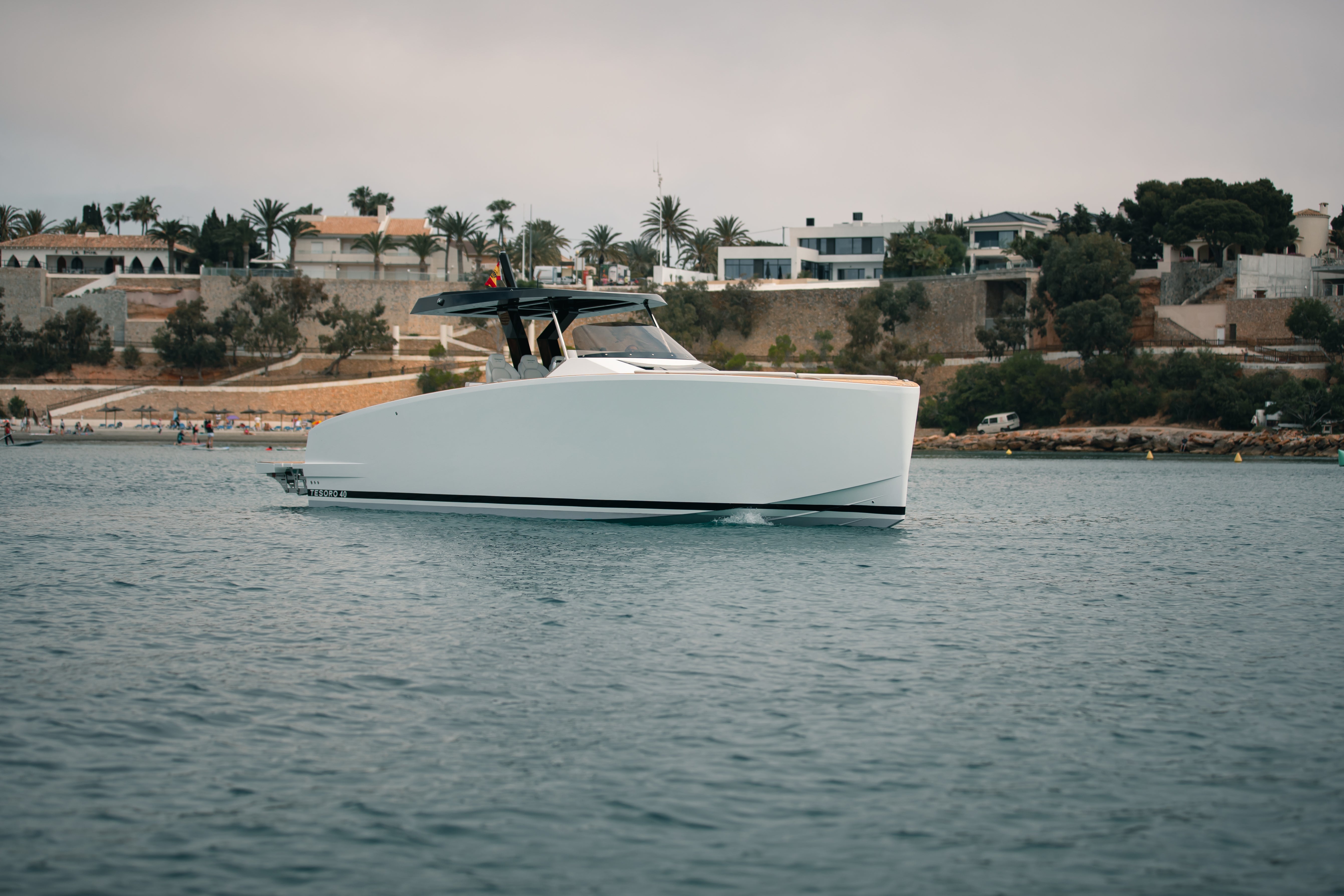 luxury yacht charter Mykonos Greece