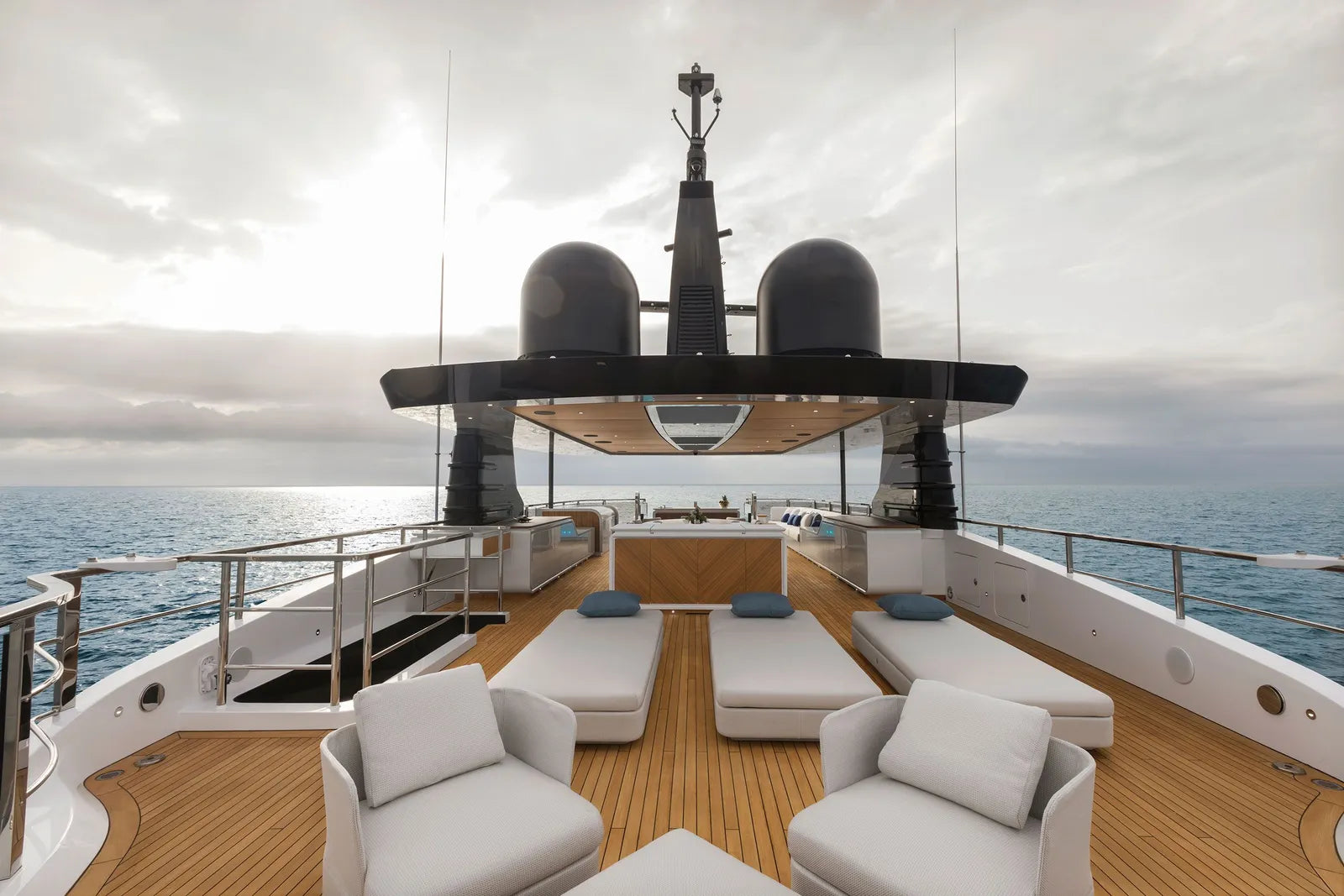 M/Y MAVERICK Weekly yacht Charter French Riviera