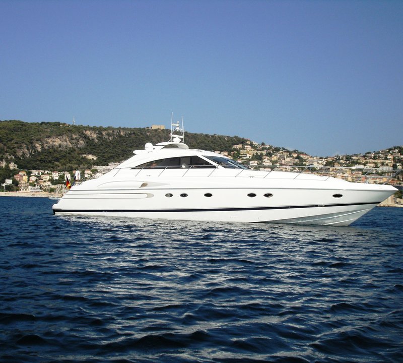 Mega yacht Charter Cannes 