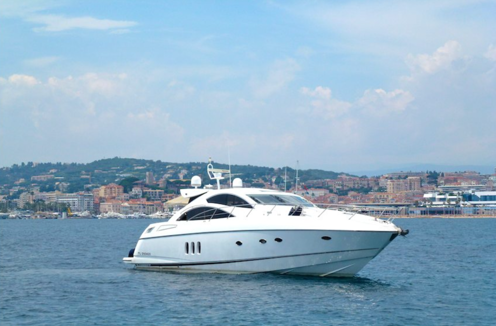 yacht club charters Cannes 