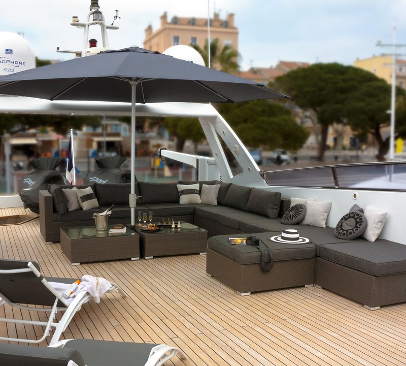 luxury yacht Charter Cannes 